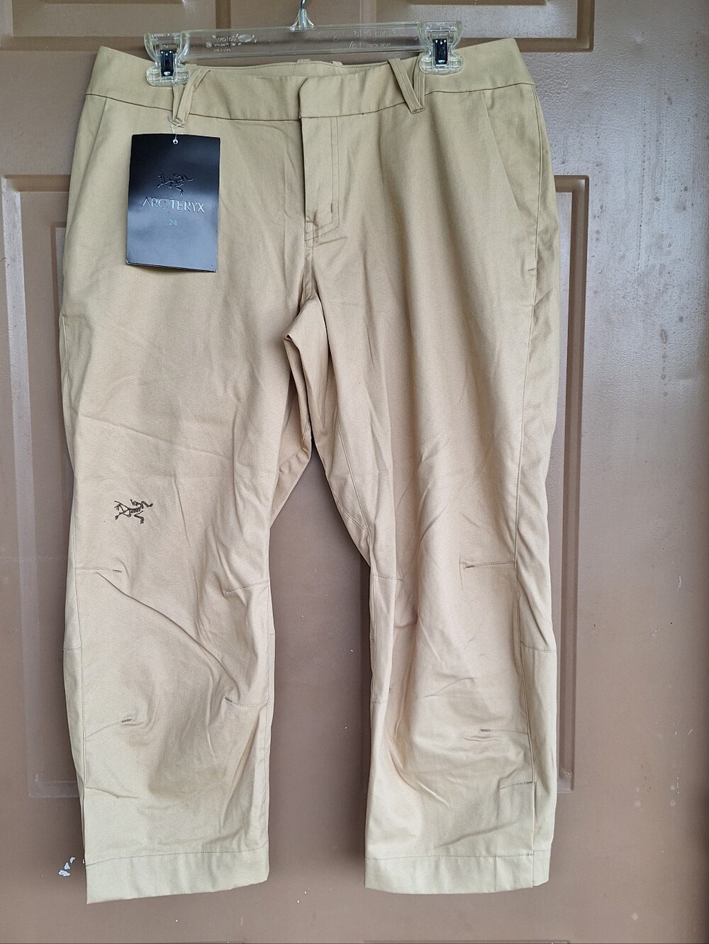 Arc'Teryx A2B Chino Crop Pants Womens Sz 10 Hiking Gorp Granola Outdoors NWT